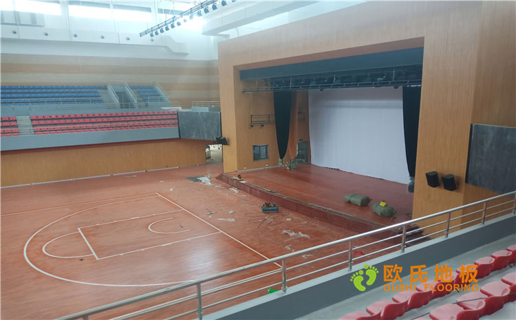 福建漳州市一職業學院體育館木地板案例